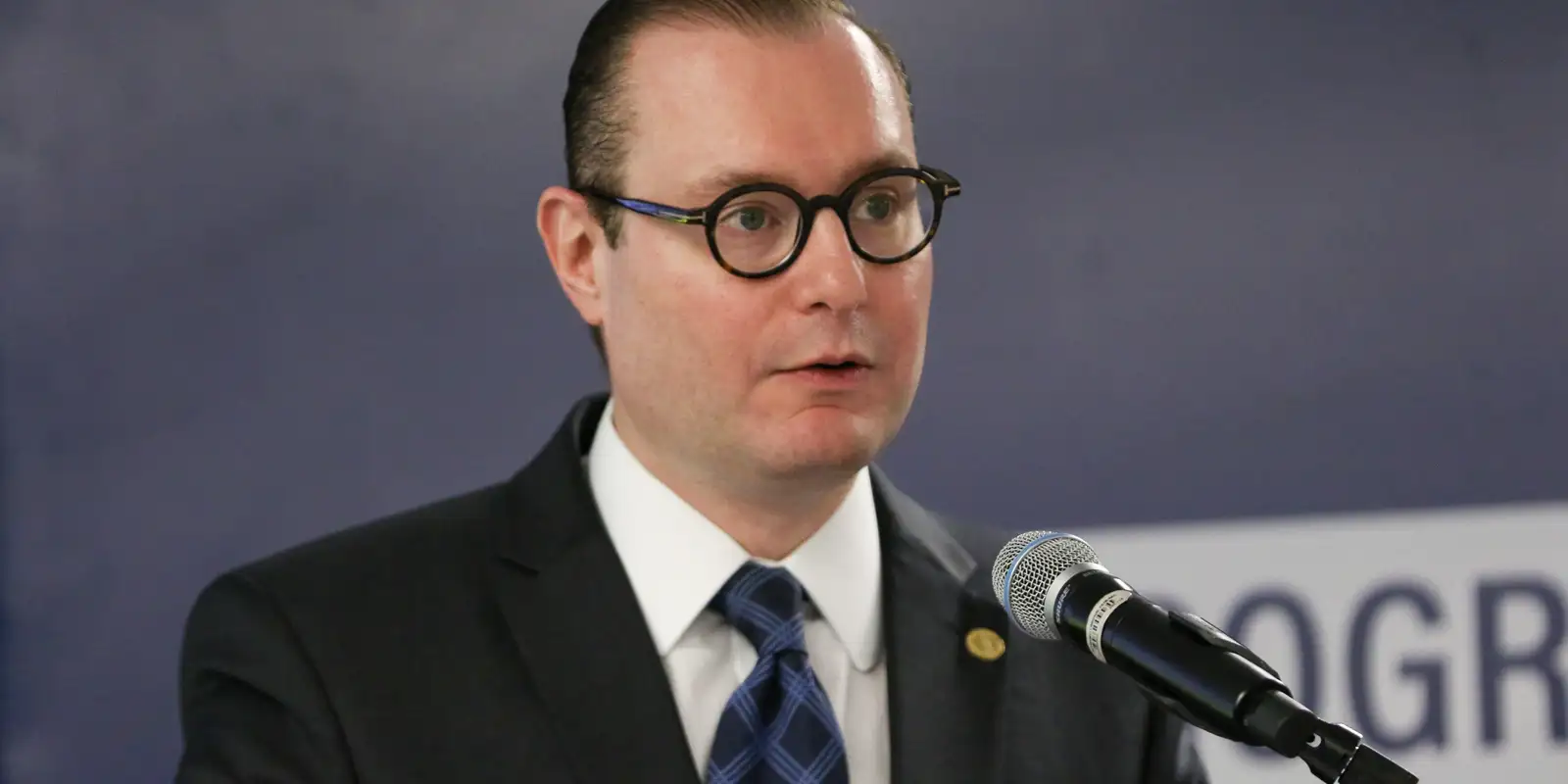 zanin-autoriza-empresaria-a-ficar-em-silencio-na-cpmi-do-inss